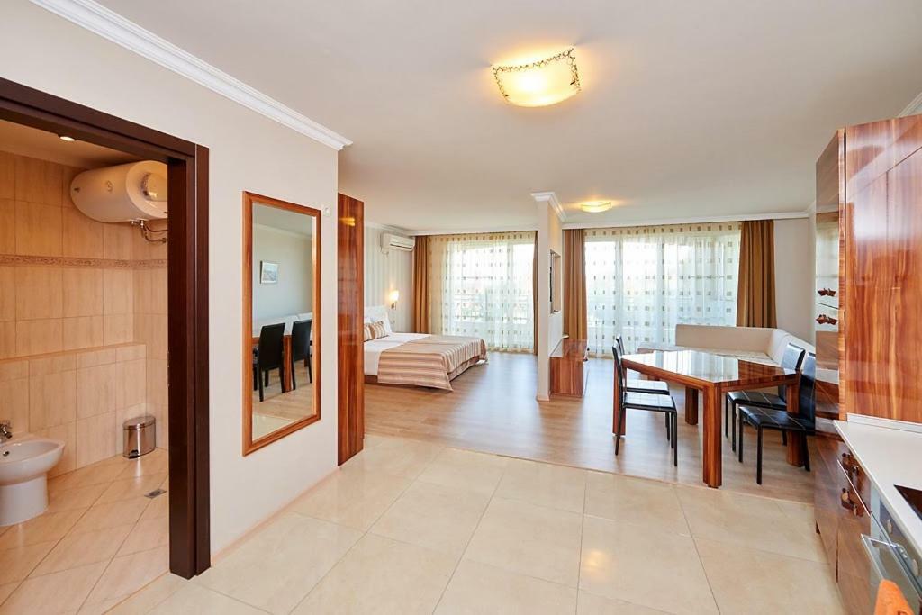 Penelopa Palace Apart Hotel & Spa 포마리 외부 사진